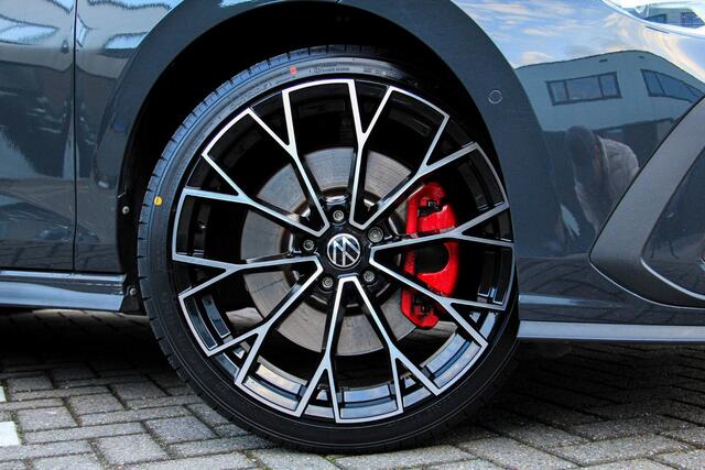 Volkswagen GOLF 1.4 eHybrid DSG GTE Dolphin Grey | Panorama dak | IQ | LED verstralers | Carplay | Sfeerverlichting | 19" Warmenau