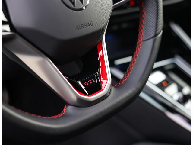 Volkswagen GOLF 2.0 TSI GTI | Clubsport - Black Style - 19" Scottsdale