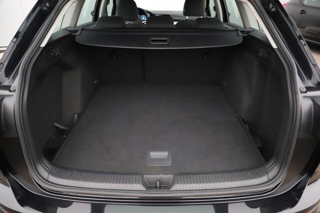 Volkswagen GOLF Variant 1.0 TSI Golf 110PK 18 inch LMV Virtual Cockpit Navigatie Carplay Android Clima Adaptive Cruise Parkeersensor R-line look velgen