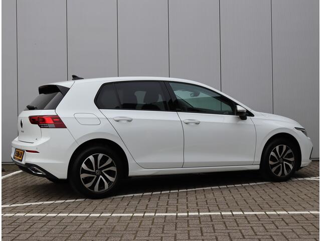 Volkswagen GOLF 1.0 TSI Life | Stoel/-Stuurverwarming | Navigatie | ACC