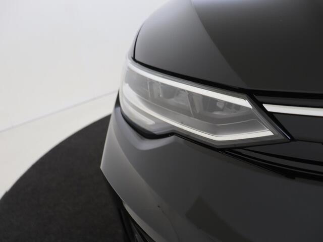Volkswagen GOLF Variant Life Edition | 'App-Connect' draadloze smartphone integratie | Achterbank in ongelijke delen neerklapbaar incl. middenarmsteun en doorlaadmogelijkheid | Afstandscontrolesysteem (Front Assist)
