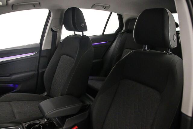 Volkswagen GOLF Life Edition 1.5 TSI eHybrid 204pk DSG Automaat Adaptive cruise control, Achteruitrijcamera, LED koplampen, Parkeersensoren, App connect, DAB, Radio, Stuurwiel verwarmd