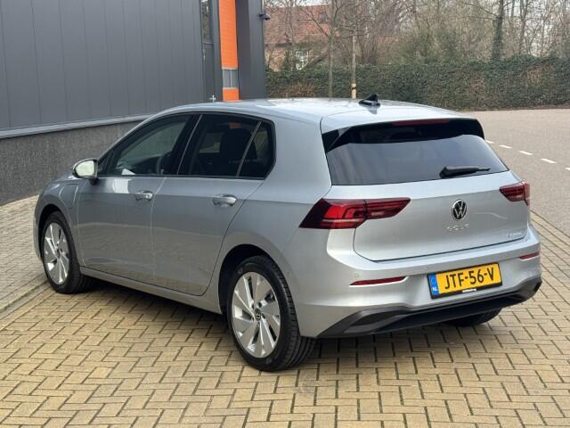 Volkswagen GOLF 1.5 eHybrid Life Edition