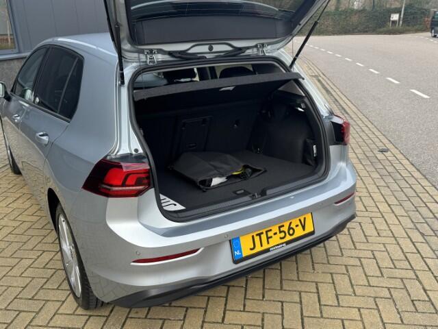 Volkswagen GOLF 1.5 eHybrid Life Edition