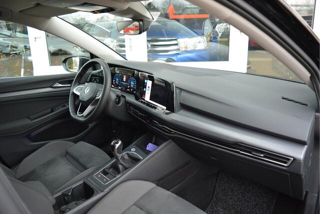 Volkswagen GOLF 1.5 TSI 131PK Style ? IQ LED ? Trekhaak ? StoelVW ? Memory ? CarPlay