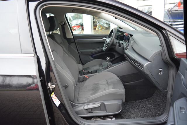 Volkswagen GOLF 1.5 TSI 131PK Style ? IQ LED ? Trekhaak ? StoelVW ? Memory ? CarPlay