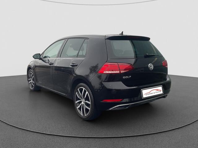 Volkswagen GOLF 1.5 TSI Highline Business R Pano/schuif |