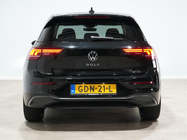 Volkswagen GOLF 1.5 eTSI 115pk DSG Life Edition Navigatie Camera Acc Led Privacy glas 17"lm Digital Cockpit 240