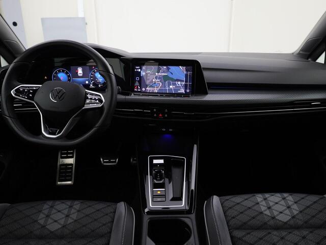 Volkswagen GOLF Variant 1.5eTSI/130PK R-Line DSG · Panoramadak · Camera + Parkeersensoren · Apple/Android