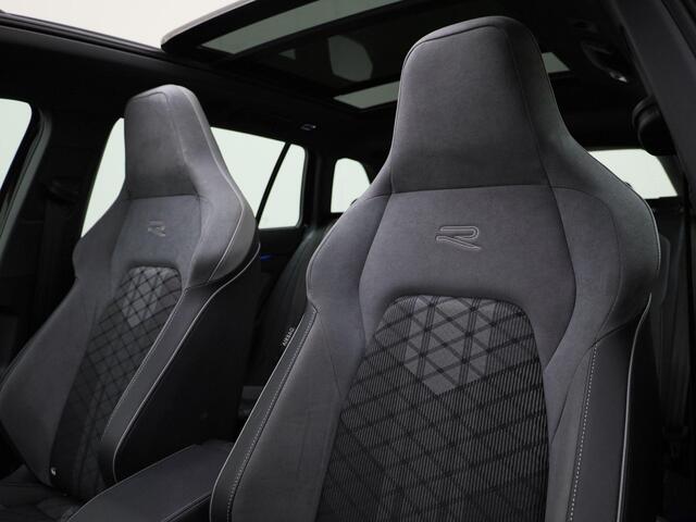 Volkswagen GOLF Variant 1.5eTSI/130PK R-Line DSG · Panoramadak · Camera + Parkeersensoren · Apple/Android