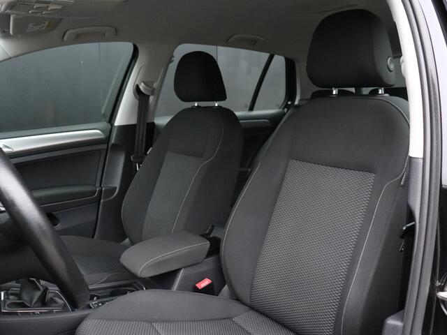 Volkswagen GOLF 1.0 TSI Comfortline | LMV | CRUISE | APPLE CARPLAY |