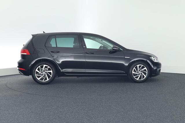 Volkswagen GOLF 1.5 TSI 130pk H6 Sound Stoelverwarming Navigatie Privacyglass