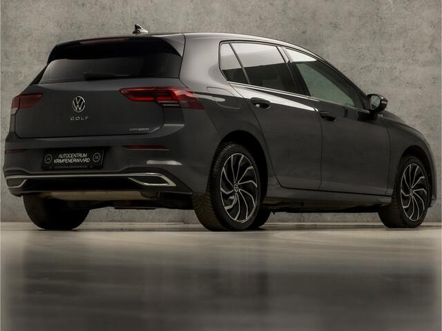 Volkswagen GOLF 1.4 eHybrid Sport 204Pk Automaat (APPLE CARPLAY, GROOT NAVI, CAMERA, MEMORY SEATS, ALCANTARA, KEYLESS, GETINT GLAS, SFEERVERLICHTING, NIEUWSTAAT)