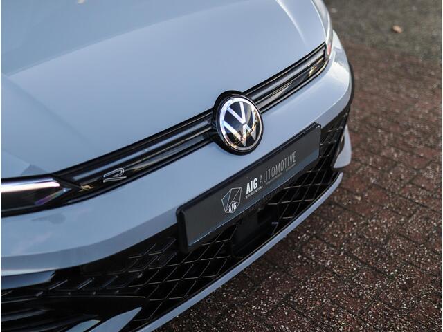 Volkswagen GOLF 1.5 TSI R-Line Edition