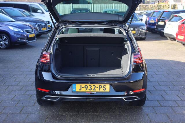 Volkswagen GOLF 1.5 TSI HIGHLINE BUSINESS R I AUT I PANO I CAMERA I ACC I LED