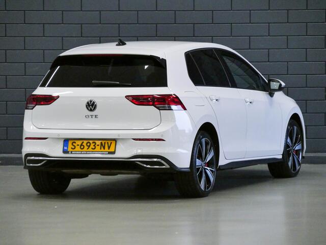 Volkswagen GOLF 1.4 eHybrid GTE | NAVIGATIE | SFEERVERL. | CARPLAY |
