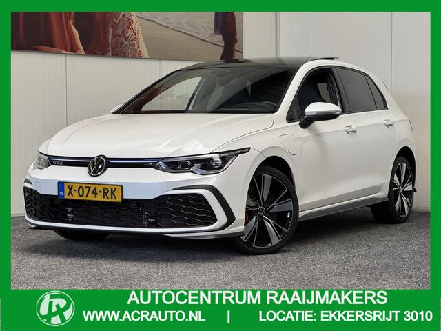 Volkswagen GOLF 1.4 eHYBRID GTE PANORAMADAK DCC ONDERSTEL HEAD-UP DISPLAY APPLE CARPLAY/ANDROID RIJSTROOKSENSOREN ELEK. UITKLAPBARE TREKHAAK ACHTERUITRIJCAMERA LED VERLICHTING ZEER MOOI !! 3010