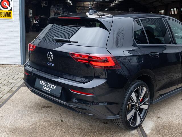 Volkswagen GOLF 1.4 eHybrid GTE *HUD | ACC | IQ | Stuur- & Stoelverwarming | Mistlampen | Camera | Sfeerverlichting | Keyless | Navi*