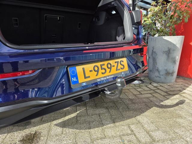 Volkswagen GOLF 110pk TSI Life | Virtual Cockpit | Afn. Trekhaak