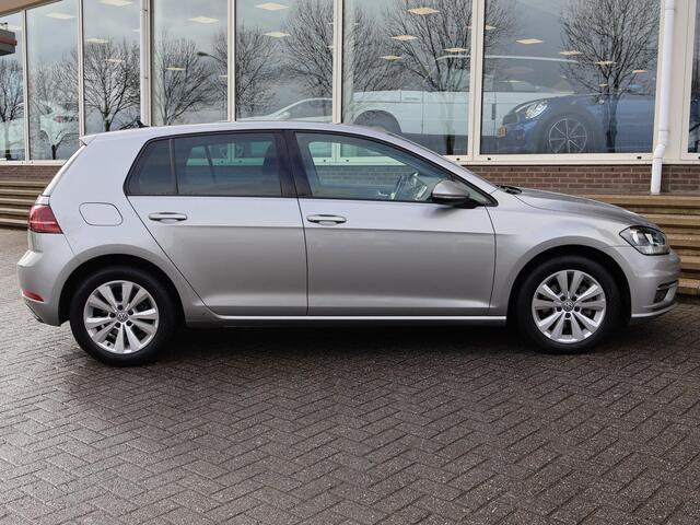 Volkswagen GOLF 1.6 TDI 116 PK AUT. *1e EIGENAAR / BTW* + MASSAGE | CARPLAY | ADAPTIVE CRUISE | TREKHAAK | STOELVERW. | DAB