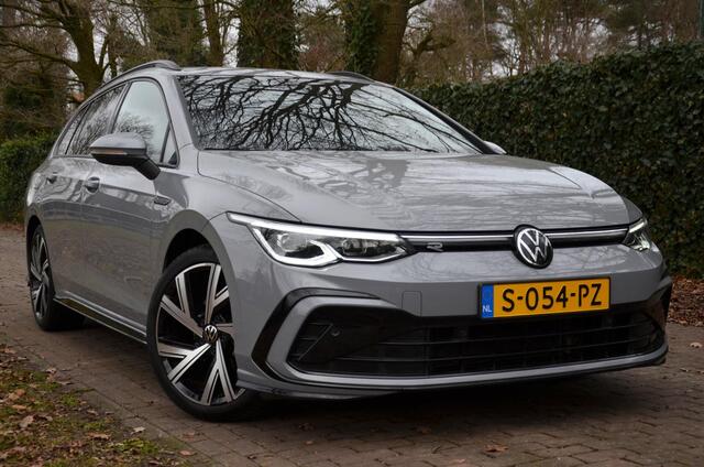 Volkswagen GOLF Variant 1.5 eTSI R-Line Business Digitaal-Dashbord/Ecc/Navi/Cr-Controle/Privacy-Glass/Pdc/Stoelverwarming/18-Inch/Achteruitrijcamera/Apple Carplay/Android Auto/Led