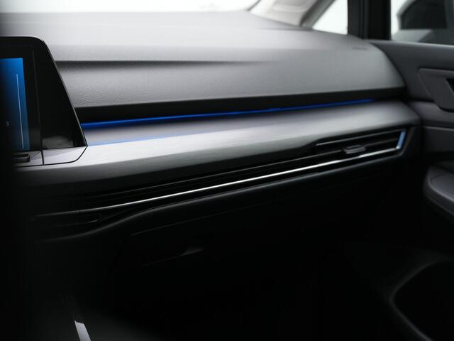 Volkswagen GOLF Variant 1.5 eTSI 130 pk DSG Style | Geheugen-/massagestoel | Adaptive Cruise | Carplay | Parkeersensoren voor/achter