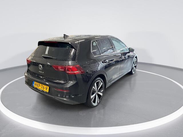 Volkswagen GOLF 1.5 eHybrid 204pk DSG Life Edition · Camera · Apple/Android Car Play · Stoel&- Stuurverwarming · Sfeerverlichting · 18'' Inch · Garantie t/m 13-05-2029 of 100.000km