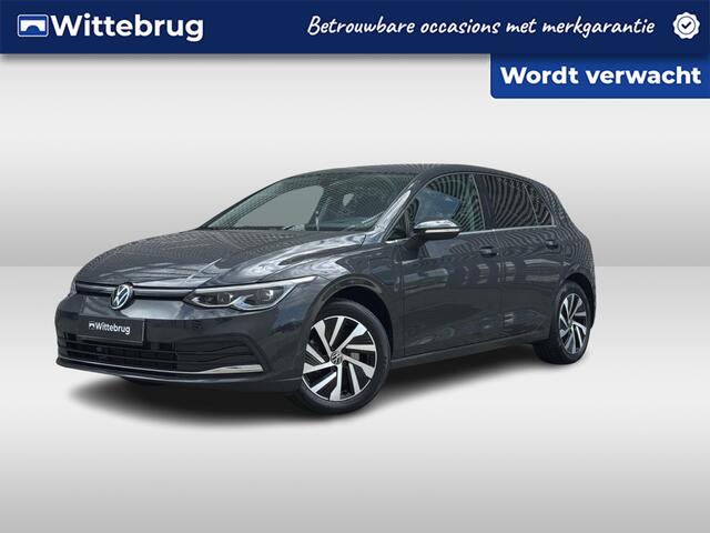 Volkswagen GOLF 1.4 eHybrid 204pk DSG Style / Memory Seat Bestuurdersstoel / Navigatie / App-Connect / Stuur & Stoelverwarming / 16" LMV