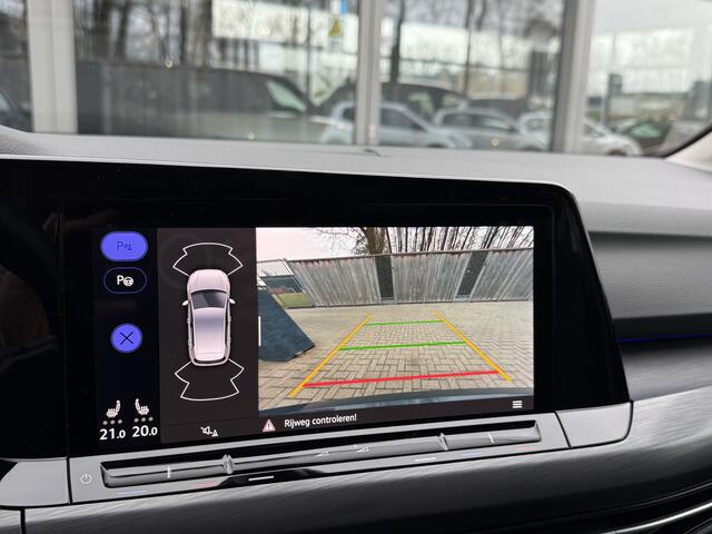 Volkswagen GOLF 1.5 eTSI 150PK AUT. *!* RADAR/ HuD/ 18 INCH/ MASSAGE/ CAMERA *!*