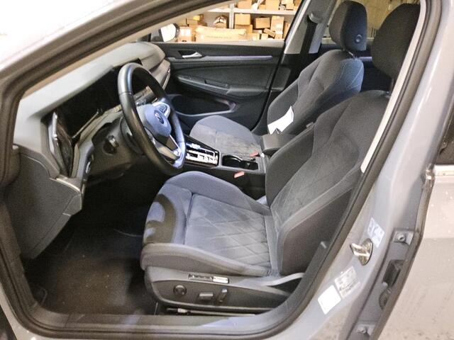 Volkswagen GOLF 1.4 TSI eHybrid 204pk PHEV Style / Memory / 18 inch / Travel Assist / Wordt Verwacht