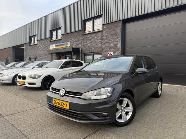 Volkswagen GOLF 1.0 TSI Trendline | 1E EIGENAAR | 12 MND GARANTIE | LEDER | CRUISE | DAB | CARPLAY | STOELVERWARMING