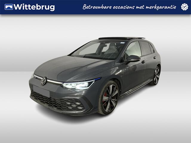 Volkswagen GOLF 1.4 eHybrid GTE / AUTOMAAT/ PANO/ MEMORY SEAT/ LEDER/ NAVI/ APP-CONNECT/ CLIMA/ STOELVERWARMING & VERKOELING/ PARK. SENSOREN + CAMERA