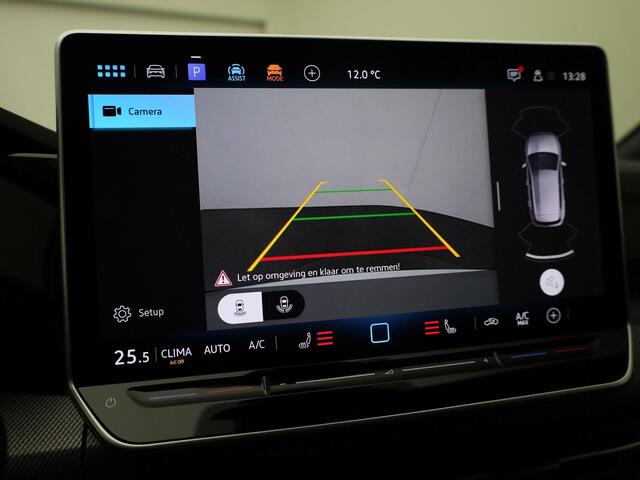 Volkswagen GOLF 1.5eTSI/150PK R-Line Black Style DSG · Navigatie · Camera + Parkeersensoren · Apple/Android · Garantie t/m 18-11-2026