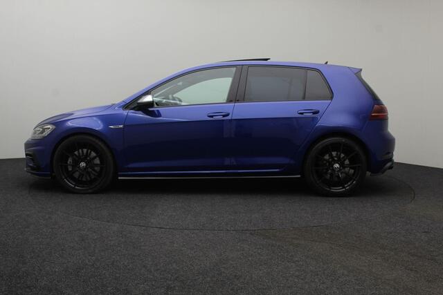 Volkswagen GOLF 2.0 TSI 4Motion R 2017 | Schuif Kantel Dak | Achteruitrij Camera | Android/Apple Carplay | Navigatie | Onderhoudshistorie | Stuurwiel Bediening | Adaptive Cruise Control | Stoelverwarming | 2 Sleutels