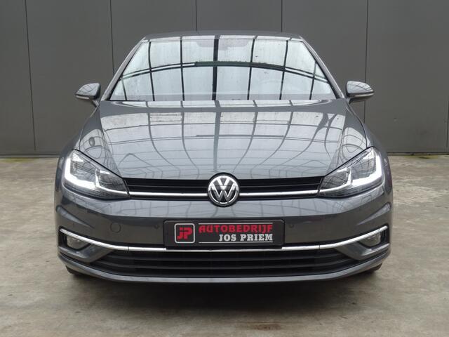 Volkswagen GOLF 1.0 TSI JOIN * NAVIGATIE * STOELVERWARMING !!