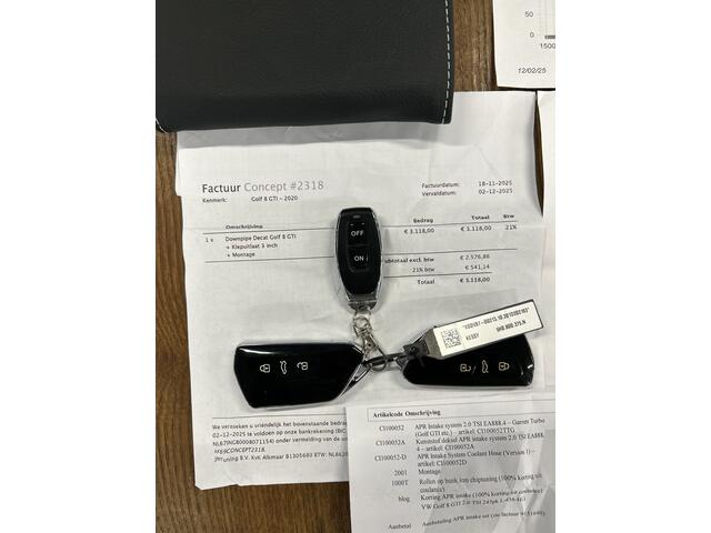 Volkswagen GOLF 2.0 TSI GTI Stage 2 | Panoramadak | Custom uitlaat | Adaptief onderstel | Kleppensysteem | Stoel+Stuurverwarming | Adaptieve cruise control | Climate control | Achteruitrijcamera