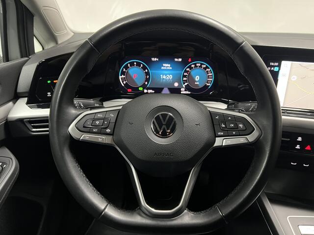 Volkswagen GOLF Variant 1.0 eTSI Life | NAVI | TREKHAAK | ACC |