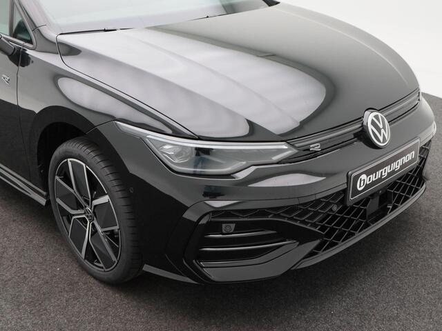 Volkswagen GOLF R-Line Edition 1.5 eTSI 116 PK | Trekhaak | 360 Camera | LED Matrix | Navi | Stoel- & Stuurverwarming |