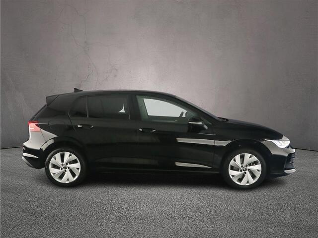 Volkswagen GOLF Life Edition 1.5 TSI eHybrid 204pk DSG Automaat Adaptive cruise control, Achteruitrijcamera, Stoelverwarming, LED koplampen, Parkeersensoren, App connect