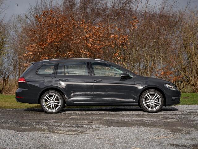 Volkswagen GOLF Variant 1.0 TSI // automaat // achteruitrijcamera // navi