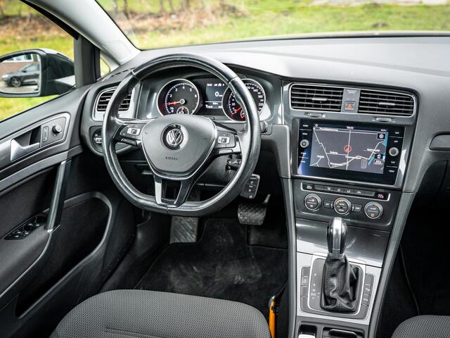 Volkswagen GOLF Variant 1.0 TSI // automaat // achteruitrijcamera // navi