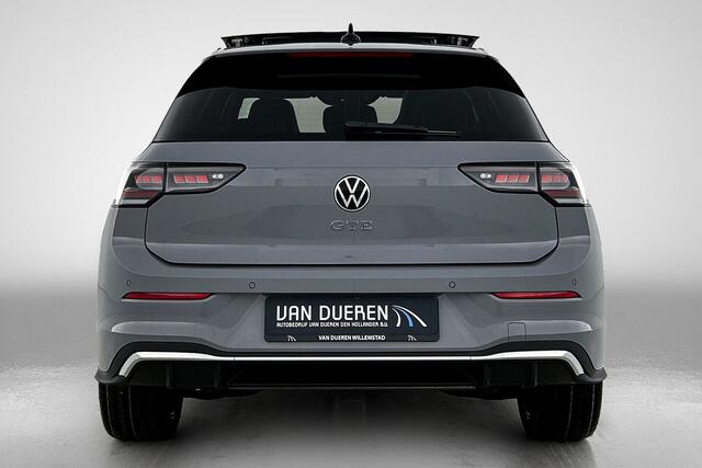 Volkswagen GOLF 1.5 eHybrid GTE Pano, ACC, Carplay, 360* Camera