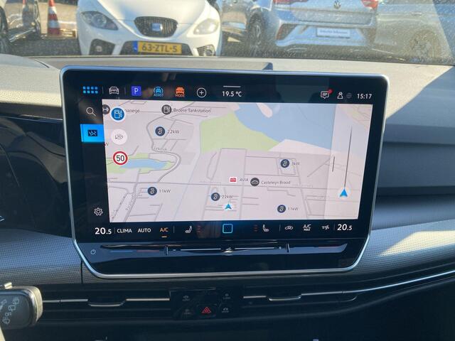 Volkswagen GOLF 1.5eTSI/150PK Style 50 Edition DSG · Panoramadak · Apple/Android Car Play · Massagefunctie · Camera · Garantie t/m 06-03-2027