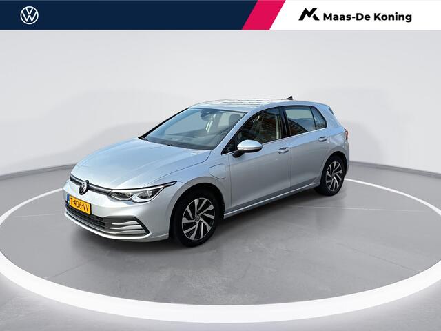 Volkswagen GOLF 1.4 eHybrid 204pk DSG Style · Apple/Android Car Play · Stoel en Stuurverwarming · Navigatie ·