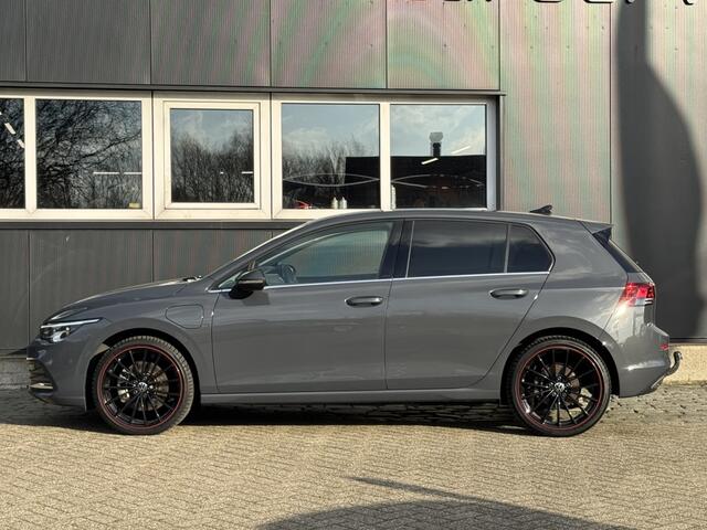 Volkswagen GOLF 1.4eHybrid 204pk/Massagestoel/Trekh/Camera/Stoelverw/Virtual/