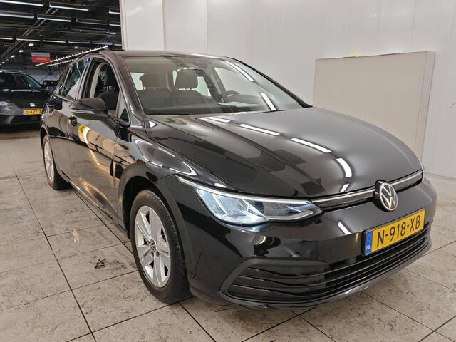 Volkswagen GOLF 1.0 TSI Life 1e Eigenaar | Volledig onderh | NAP | BTW | Trekhaak | Camera | Elek Stoel | Memory | Massage | Sfeer | Carplay | ACC | PDC | Full Led | Bots