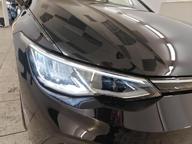 Volkswagen GOLF 1.0 TSI Life 1e Eigenaar | Volledig onderh | NAP | BTW | Trekhaak | Camera | Elek Stoel | Memory | Massage | Sfeer | Carplay | ACC | PDC | Full Led | Bots