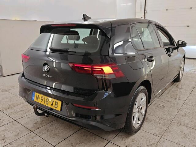 Volkswagen GOLF 1.0 TSI Life 1e Eigenaar | Volledig onderh | NAP | BTW | Trekhaak | Camera | Elek Stoel | Memory | Massage | Sfeer | Carplay | ACC | PDC | Full Led | Bots