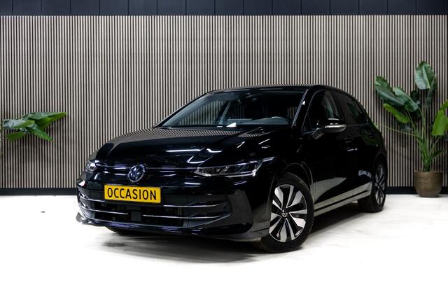 Volkswagen GOLF VIII Lim. 1.5 TSI Goal | Stoelverwarming | PDC V+A | CarPlay |