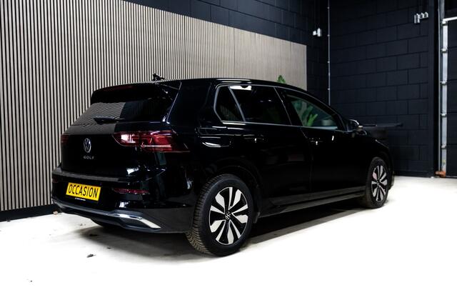 Volkswagen GOLF VIII Lim. 1.5 TSI Goal | Stoelverwarming | PDC V+A | CarPlay |